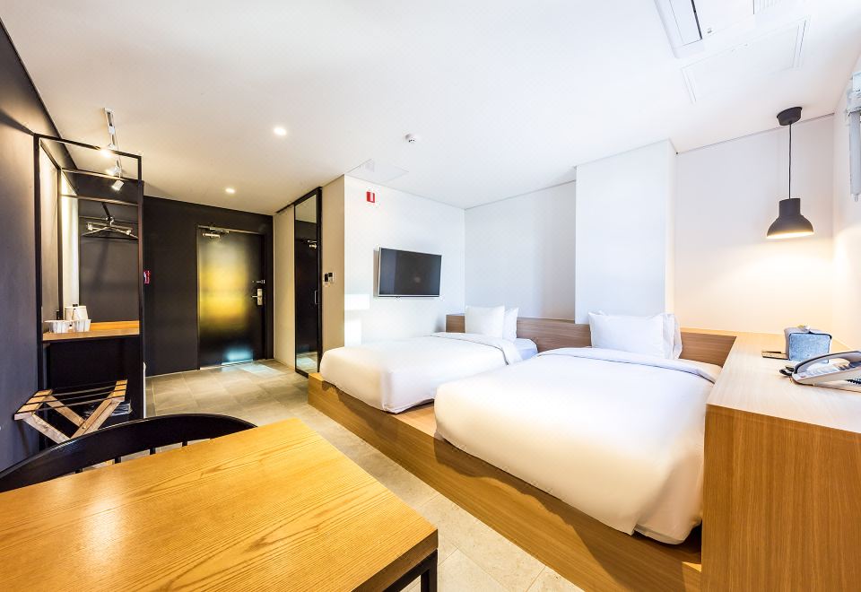 3. 강릉 부띠크호텔..