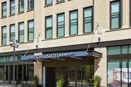 密爾沃基市中心萬豪SpringHill Suites飯店