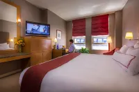 Hotel Giraffe by Library Hotel Collection