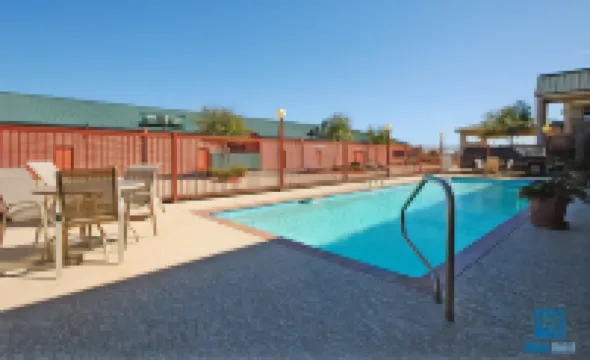 Best Western Cedar Inn