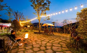Geoje Stone Hill Glamping Pension