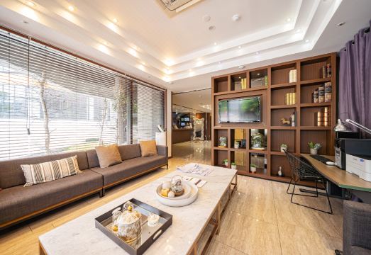 베니키아 비즈인 실내