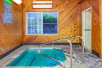 La Quinta Inn & Suites by Wyndham Visalia/Sequoia Gateway - Hot Tub