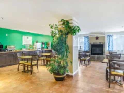 Cheyenne Guest Inn Hotels in Cheyenne