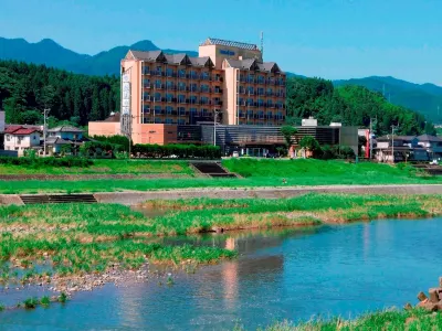 Hitaonsen Hananoki River Terrace Hotel dekat フォレストアドベンチャー・奥日田