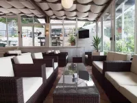 Villa Babilon Hotel a Zaton