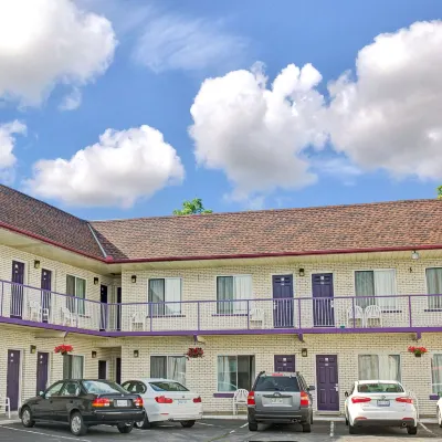 فولز لودج باي ذا فولز Hotels near مارينلاند