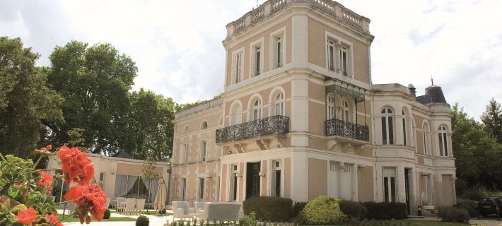 Château des Comtes de Challes Hotels in Savoyen