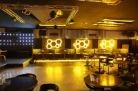 BM Beach Hotel - bar