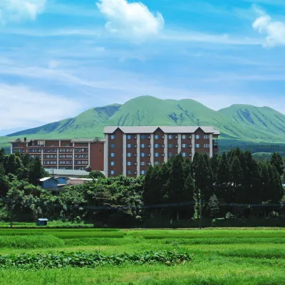 Kamenoi Hotel Aso Park Resort Отели рядом с достопримечательностью «Daikanbo»
