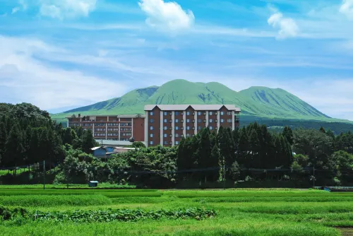 Kamenoi Hotel Aso Park Resort