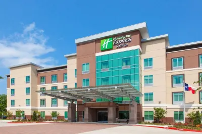 Holiday Inn Express & Suites Houston S - Medical Ctr Area