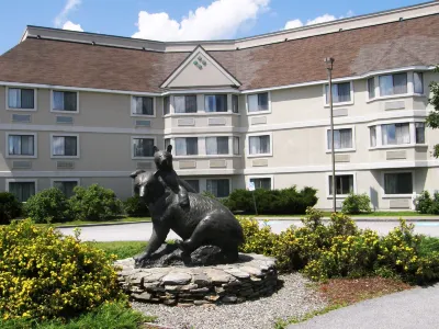 Black Bear Inn, Ascend Hotel Collection Hotel di 