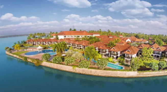 柯欽温德姆華美達度假村