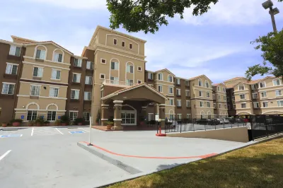 Staybridge Suites Silicon Valley-Milpitas Hôtels à : Milpitas