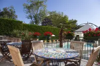 Ute Hotel