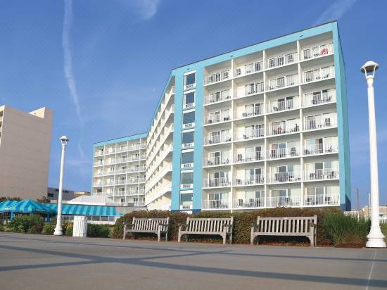 Surfbreak Oceanfront Hotel Ascend Hotel Collection Room Reviews Photos Virginia Beach 2021 Deals Price Trip Com