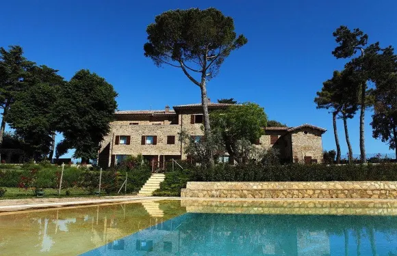 特努塔龐齊亞尼 - 格里芬度假村