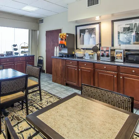 Clarion Inn Cleveland Near University
