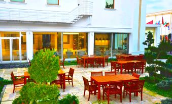 Kadak Garden Istanbul Airport Hotel