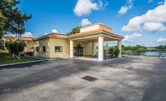 Quality Inn & Suites Mt Dora North