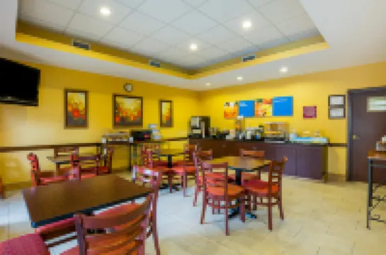 Comfort Inn & Suites Port Arthur-Port Neches
