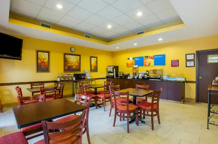Comfort Inn & Suites Port Arthur-Port Neches