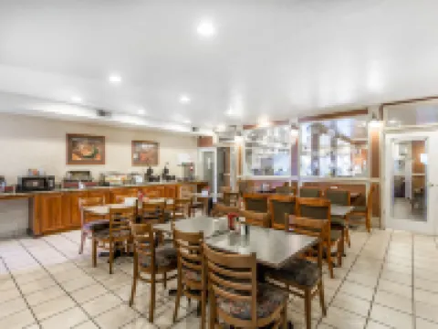 คอมฟอร์ตอินน์ ริชฟิลด์ ไอ-70 โรงแรมในริชฟิลด์