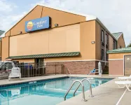 Spark by Hilton Kimball - Pools