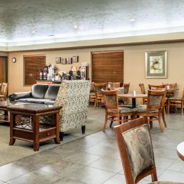 Comfort Inn & Suites Mitchell I-90