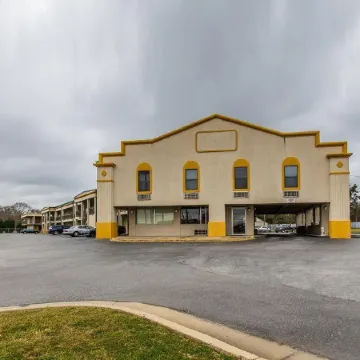 Econo Lodge Byron Near Historic District - Warner Robins