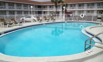 Destin Inn & Suites