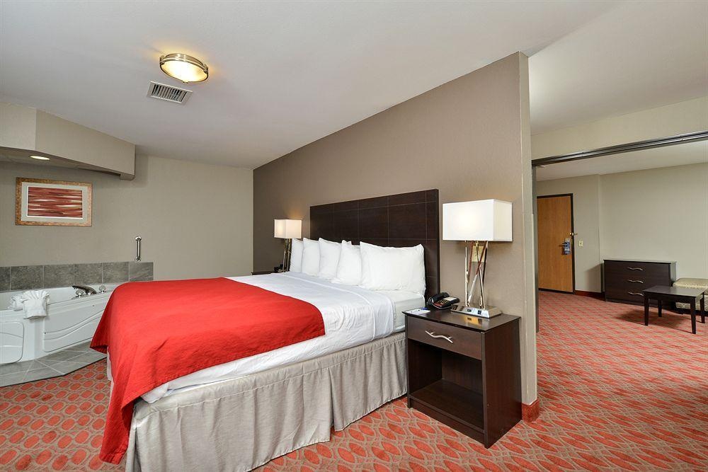 Best Western Plus Minneapolis-Northwest