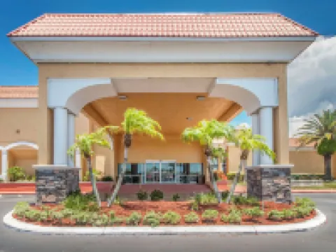 Quality Inn & Suites Conference Center Hotels in Pasco County
