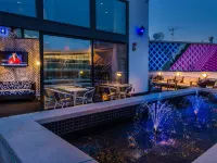 Beacon Hotel & Corporate Quarters Hotels near Farragut Square