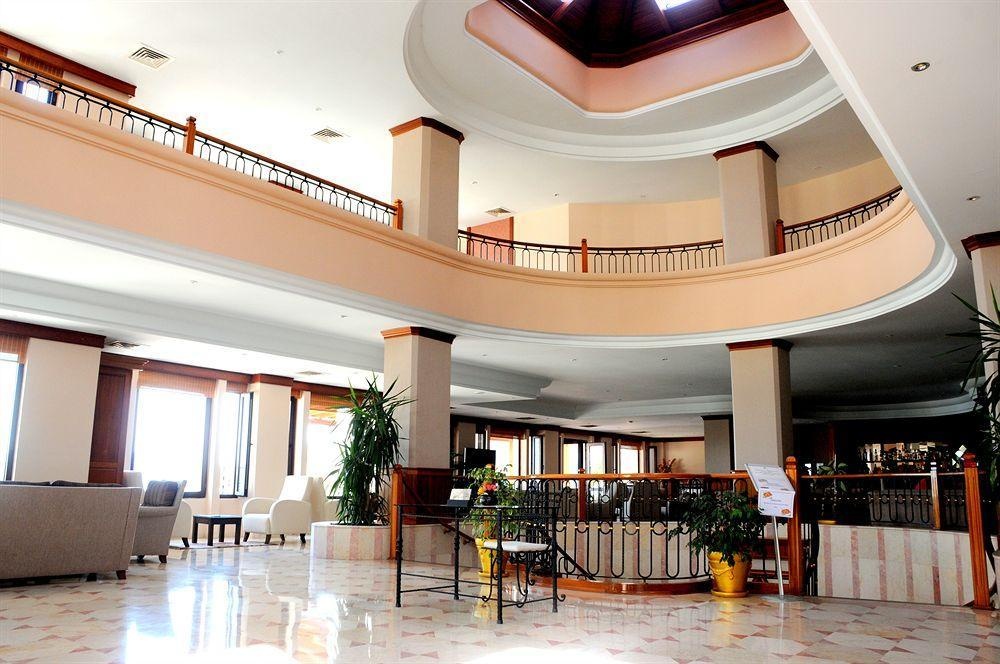 Azka Hotel