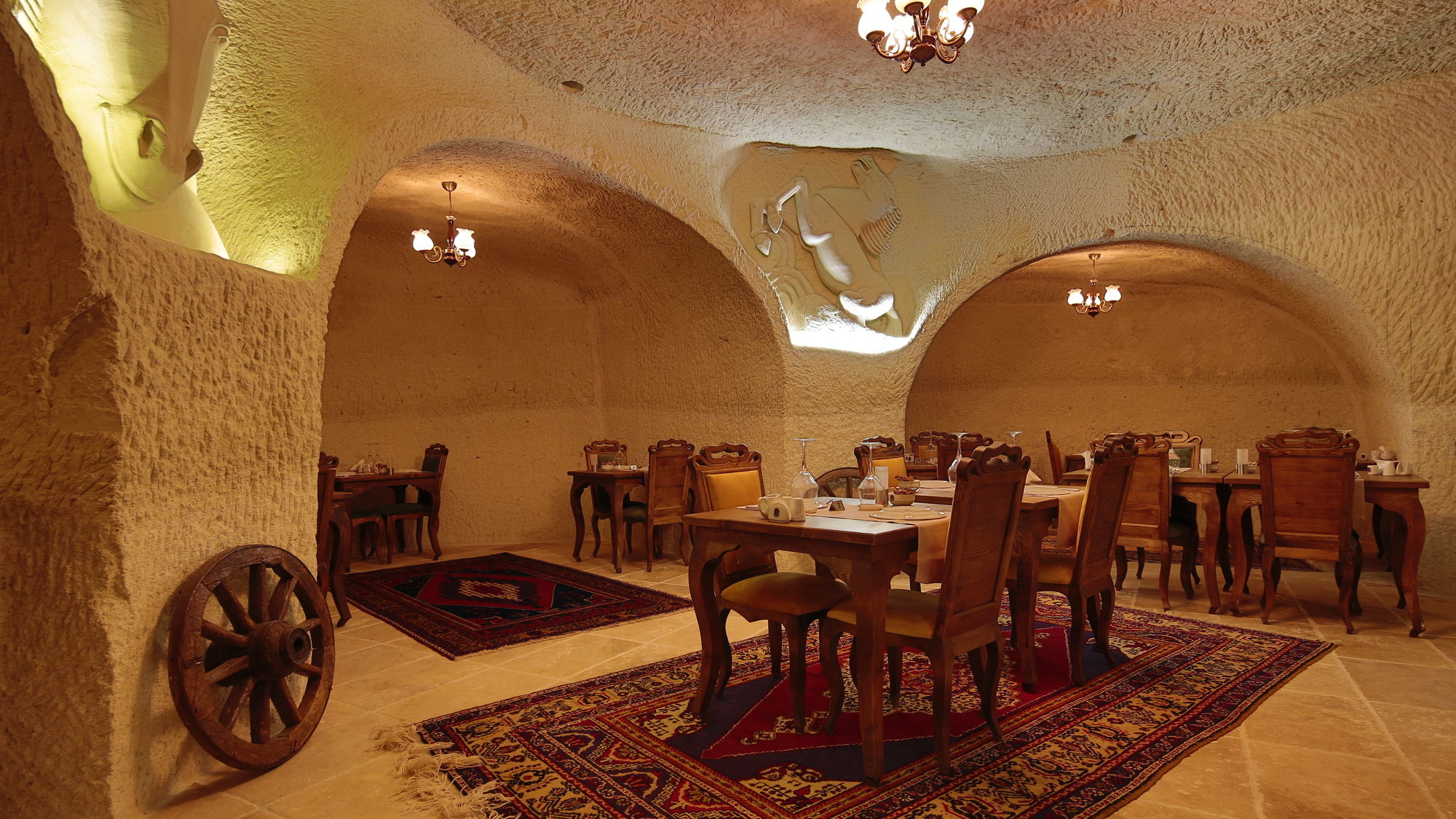 Phocas Cave Suites