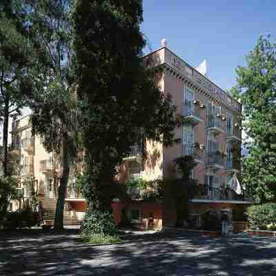 Hotel Villa Paradiso Dell'Etna Hotel Exterior