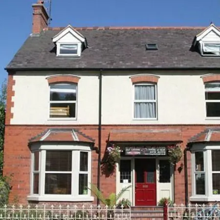 Llangollen Hostel - the Whole Bedroom - Self Catering Facilities