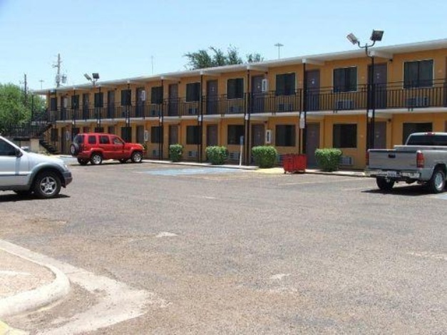 Americas Best Value Inn Laredo