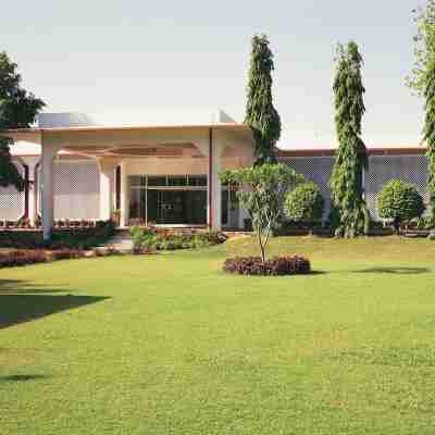 Hotel Chandela Khajuraho Hotel Exterior