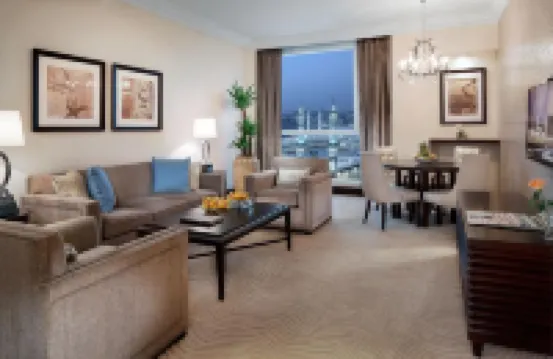 Makkah Clock Royal Tower, A Fairmont Hotel Hotel dekat Zamzam