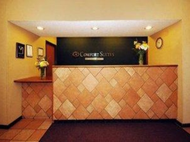 Comfort Suites Omaha East-Council Bluffs