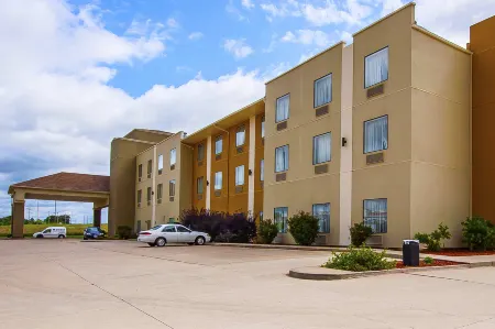 Comfort Suites Jackson-Cape Girardeau Отели в г. Шони Тауншип