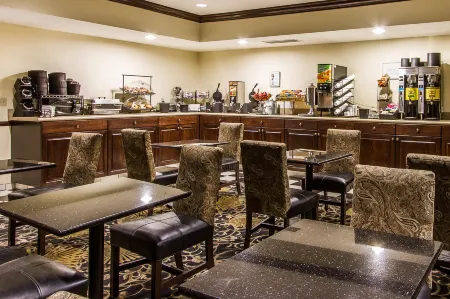 Evangeline Downs Hotel, Ascend Hotel Collection Отели в г. Гранд Кото