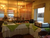 Travelodge by Wyndham Baie-Comeau - breakfast