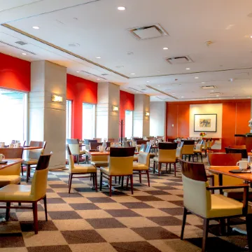 Delta Hotels Vancouver Downtown Suites Отели рядом с достопримечательностью «Паровые Часы»