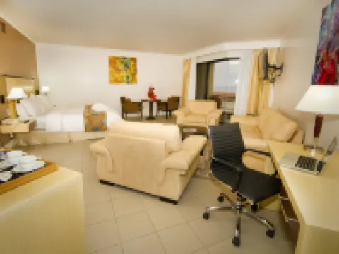 Oro Verde Manta Hotels in Manta