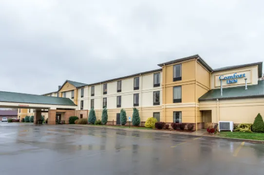 Comfort Inn Duncansville - Altoona Hotels in Blair County