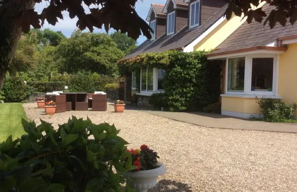 艾登克萊斯住宿加早餐旅館